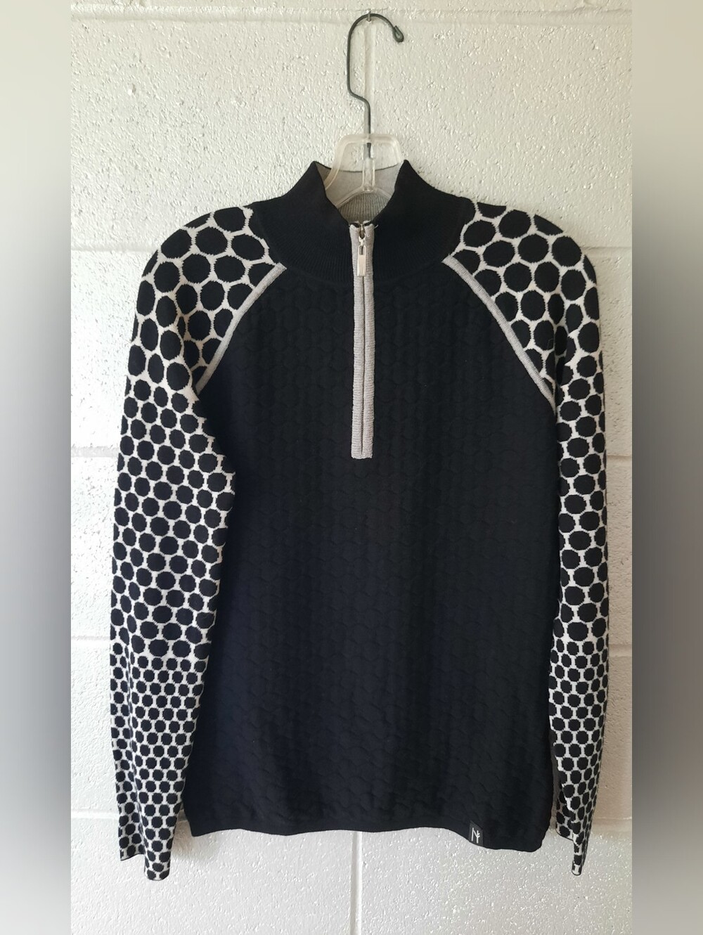 Neve Black and Gray Half-Zip Pullover Sweater Size Medium
